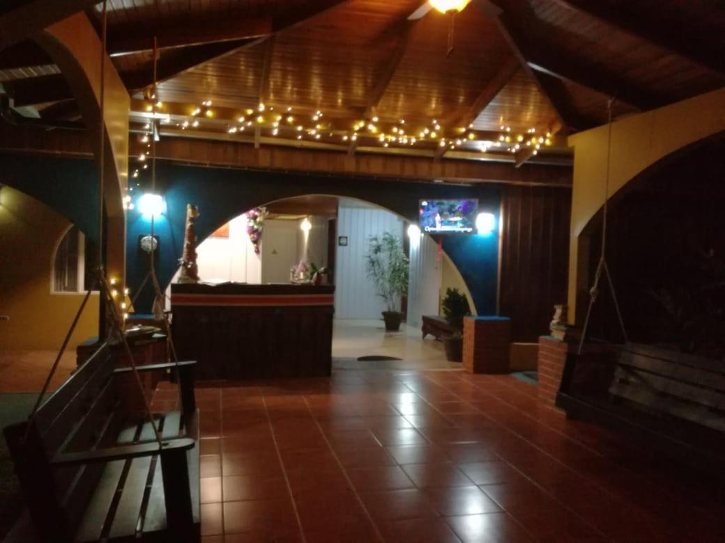 Hotel Tangara Arenal B&B La Fortuna 外观 照片